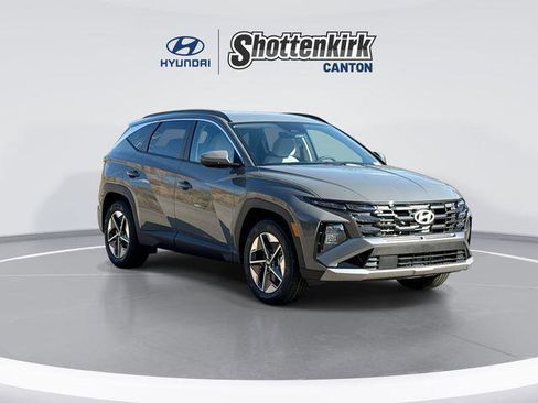 New 2026 Hyundai Tucson SEL image 2