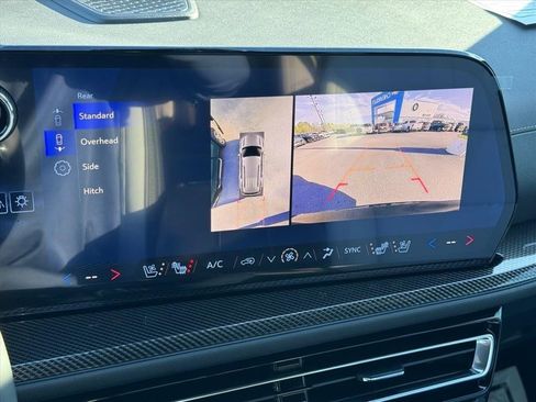 New 2026 Chevrolet Traverse High Country w/ LPO, Floor Liner Package image 21