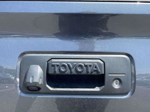 Used 2021 Toyota Tacoma SR5 RWD image 23