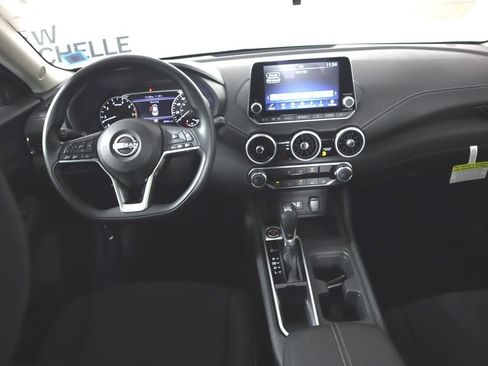Used 2025 Nissan Sentra SV FWD image 23