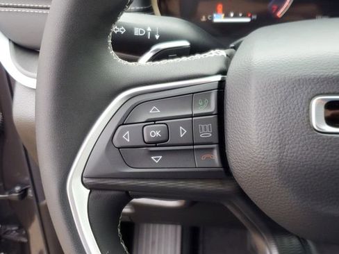 New 2025 Jeep Grand Cherokee L Altitude RWD image 21