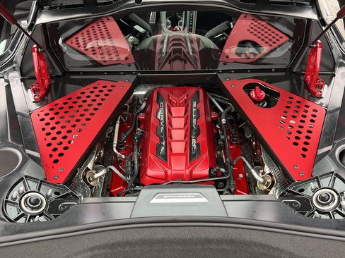 Used 2024 Chevrolet Corvette Stingray Preferred Cpe w/ Stealth Interior Trim Package image 10