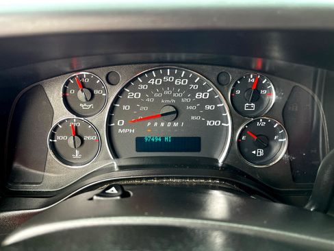 Used 2020 Chevrolet Express 2500 w/ Driver Convenience Package image 27