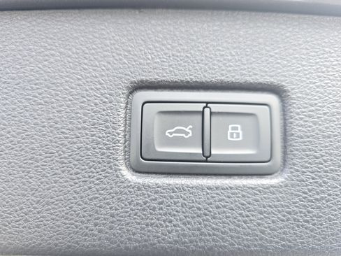 Used 2020 Audi Q7 2.0T Premium Plus w/ Premium Plus Package image 13