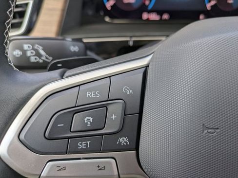 New 2026 Volkswagen Atlas SE image 28