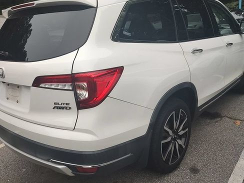 Used 2020 Honda Pilot Elite image 3