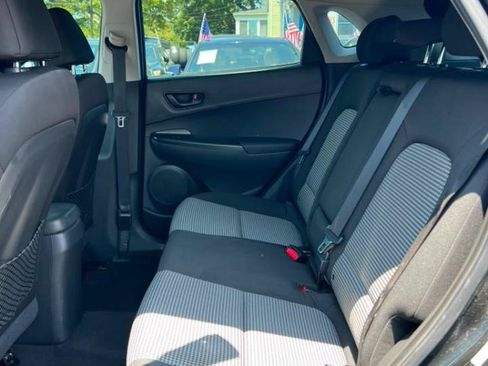 Used 2021 Hyundai Kona SE FWD image 24