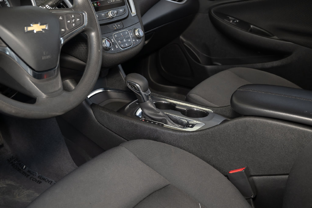 Used 2023 Chevrolet Malibu LT FWD image 35