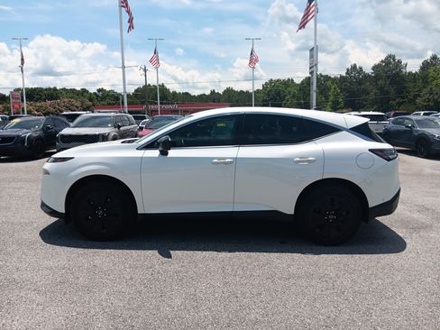 Used 2025 Nissan Murano SV FWD image 3