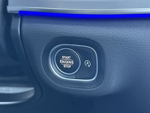 New 2026 Mercedes-Benz GLS 450 4MATIC image 24