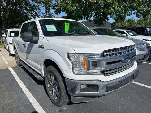 Used 2018 Ford F150 XLT w/ Equipment Group 302A Luxury RWD image 2