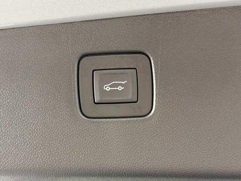 Used 2024 Buick Envista Avenir image 17