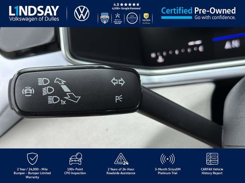 Certified 2025 Volkswagen Taos SE image 22