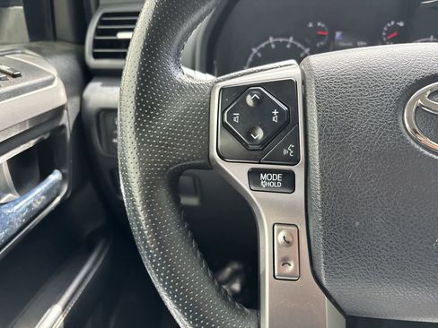 Used 2021 Toyota 4Runner SR5 AWD/4WD image 11