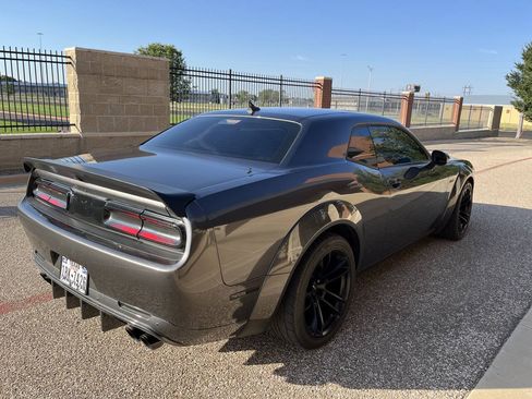 Used 2022 Dodge Challenger R/T Scat Pack RWD image 7