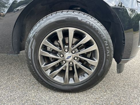 Used 2019 Ford Expedition Limited AWD/4WD image 10