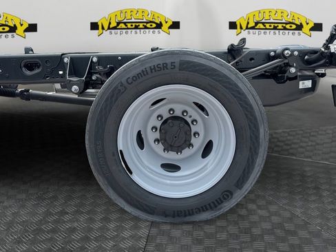 New 2026 Ford F550 4x4 Regular Cab Super Duty image 17