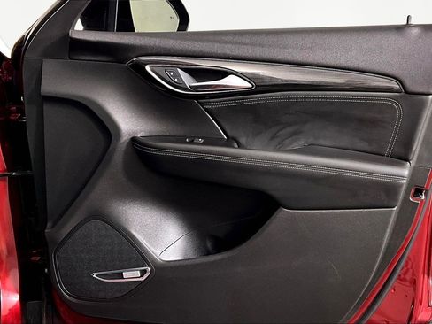 Used 2021 Buick Envision Essence w/ Technology Package I image 29