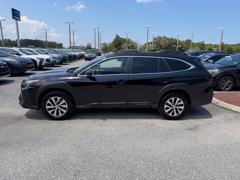 Used 2024 Subaru Outback Premium AWD/4WD image 14