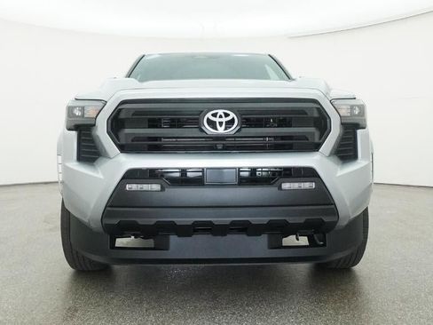 New 2026 Toyota Tacoma SR5 RWD image 31