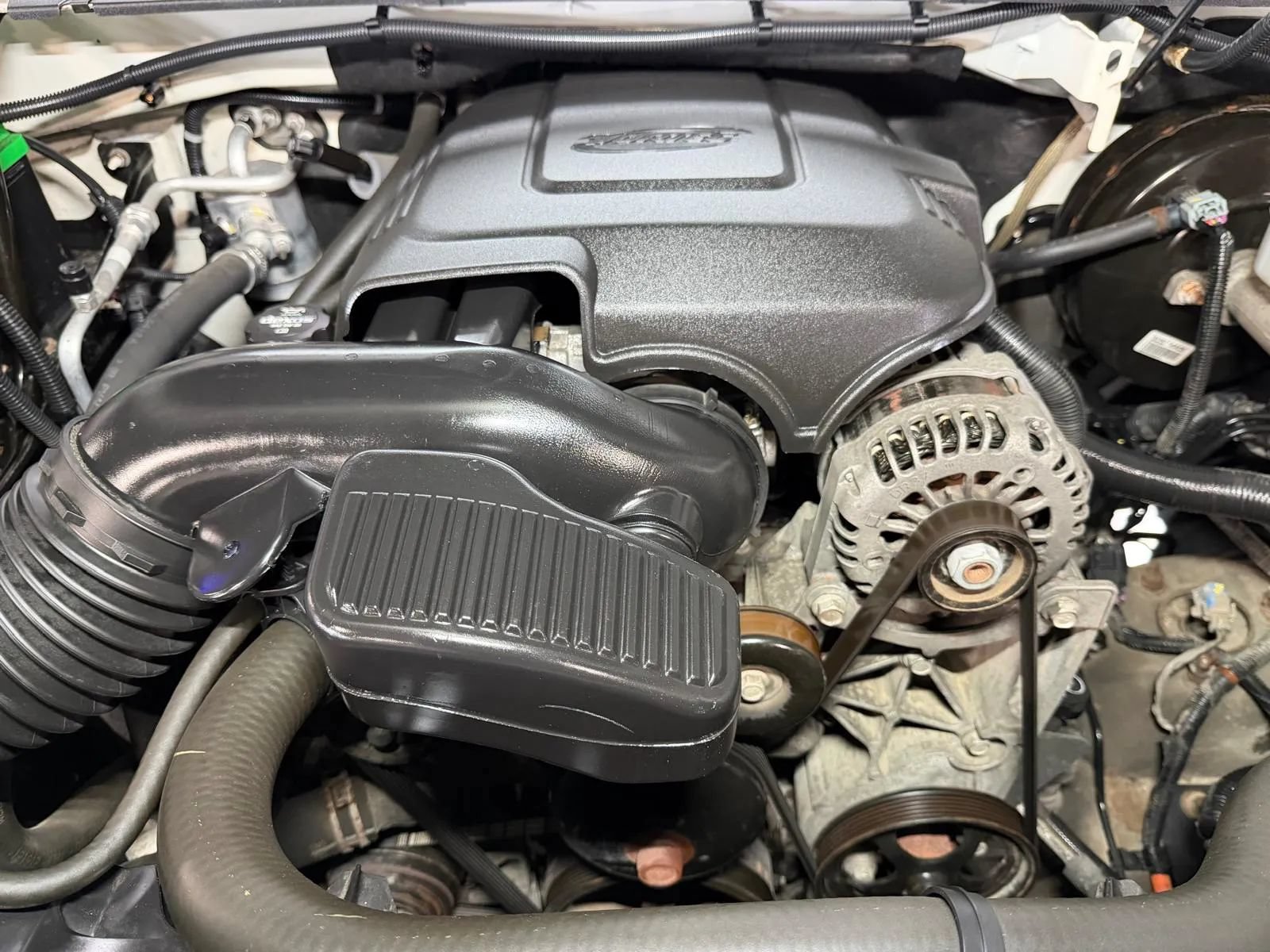 Used 2013 Chevrolet Avalanche LTZ RWD image 12