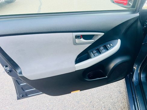 Used 2012 Toyota Prius Three FWD image 24