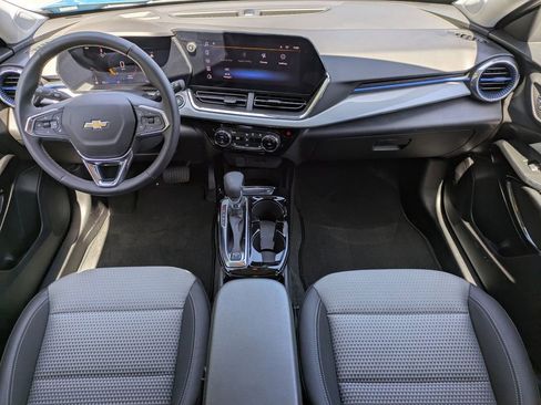 Used 2026 Chevrolet Trax LT w/ Driver Confidence Package image 15