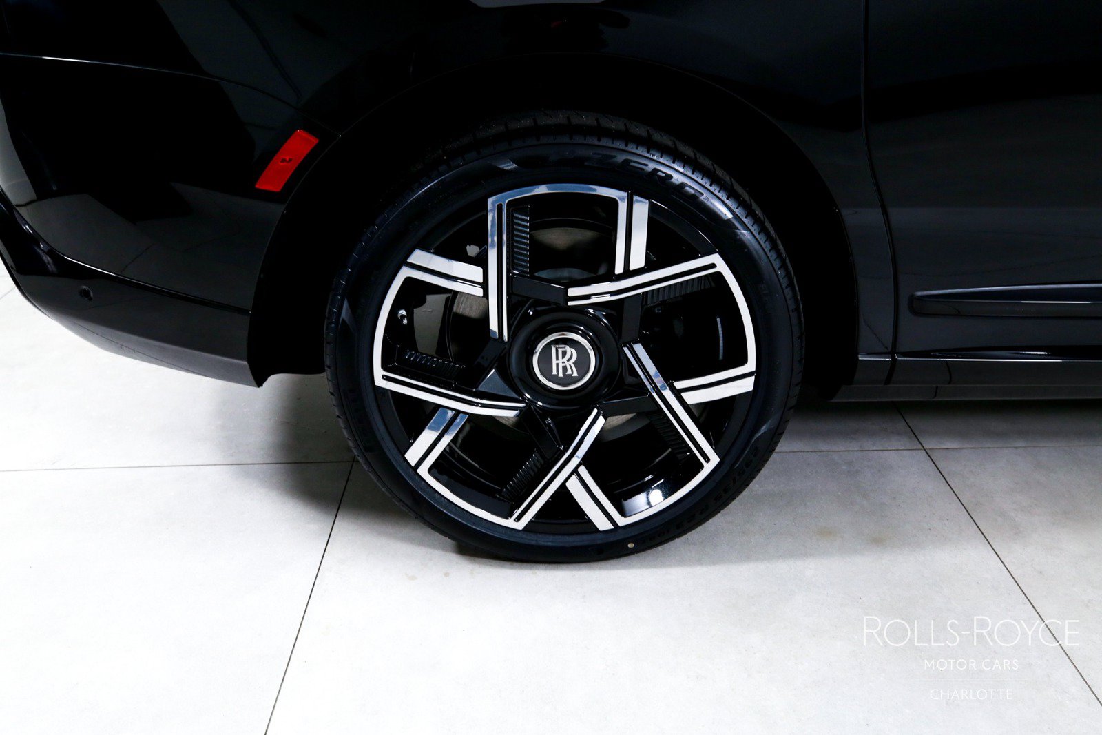 New 2027 Rolls-Royce Cullinan Black Badge AWD/4WD image 41