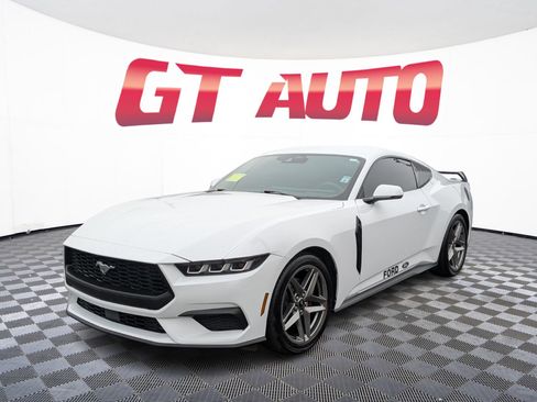 Used 2025 Ford Mustang Premium RWD image 2