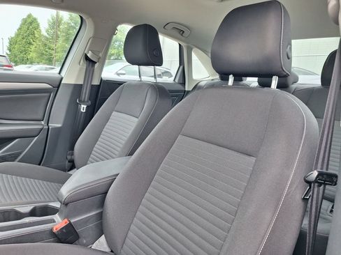 Used 2022 Volkswagen Jetta S FWD image 7