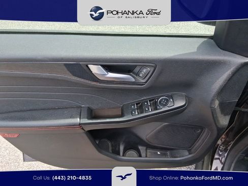 Used 2023 Ford Escape ST-Line w/ Equipment Group 301A FWD image 9