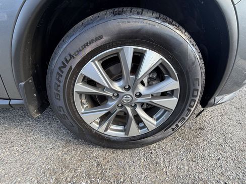 Used 2018 Nissan Murano SV AWD/4WD image 34