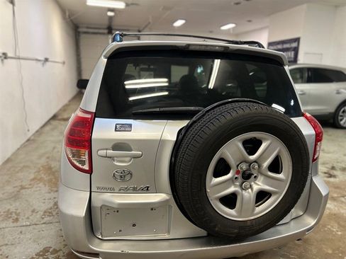 Used 2007 Toyota RAV4 Limited image 4