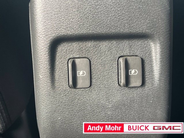 Used 2023 Nissan Kicks SV FWD image 39