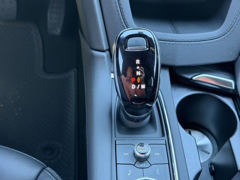 New 2026 Cadillac XT5 Luxury image 25