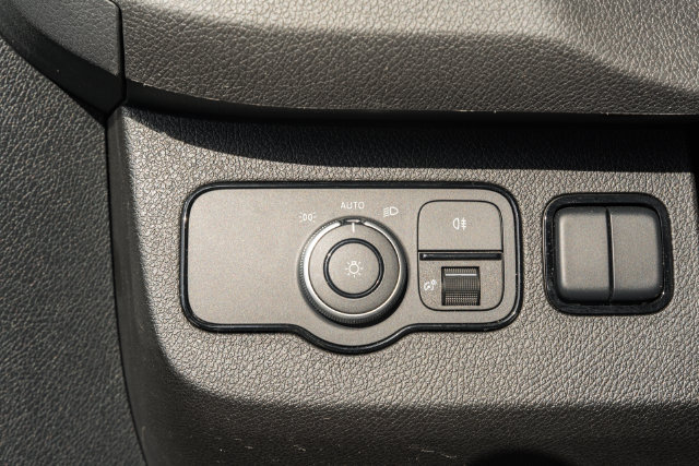 Used 2023 Mercedes-Benz Sprinter 2500 w/ Acoustic Package image 35