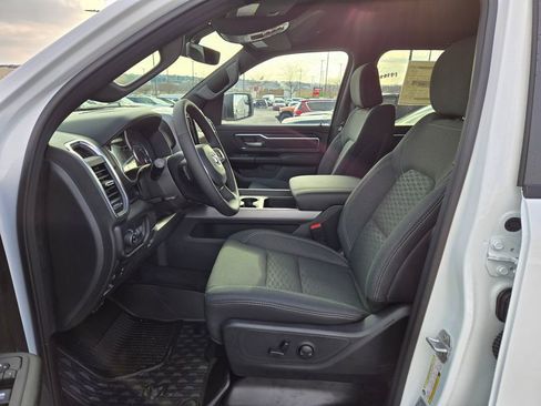 New 2026 RAM 1500 Big Horn AWD/4WD image 13