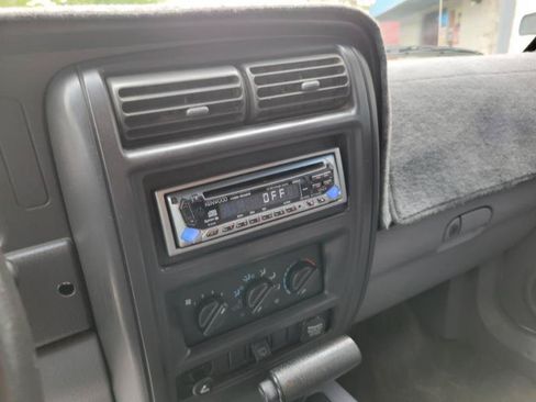 Used 1997 Jeep Cherokee SE AWD/4WD image 31