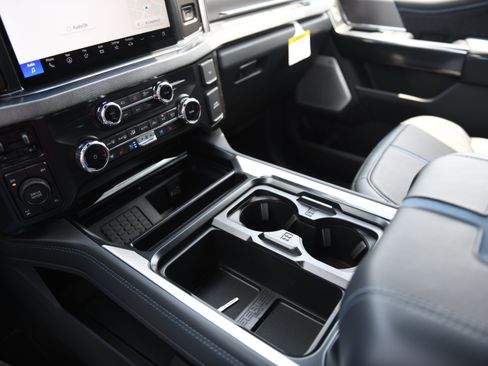 New 2026 Ford F250 Platinum AWD/4WD image 21