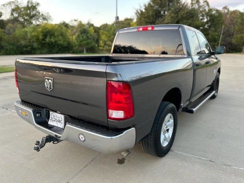 Used 2016 RAM 1500 ST w/ SXT Appearance Group image 6