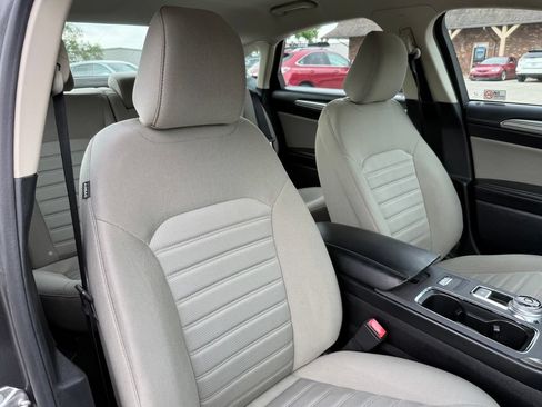 Used 2020 Ford Fusion S FWD image 23
