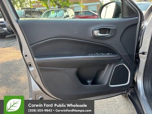 Used 2020 Jeep Compass Sport AWD/4WD image 13