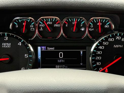 Used 2017 GMC Yukon SLE w/ SLE Value Package image 9