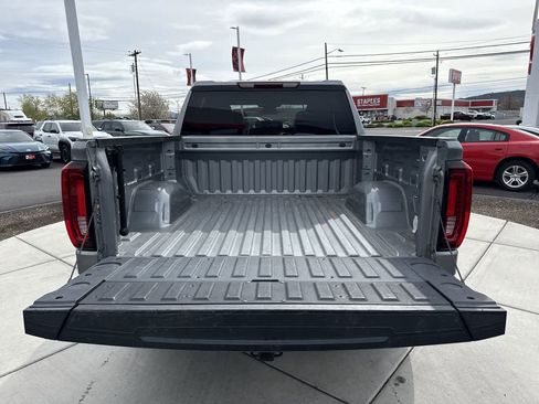 Used 2024 GMC Sierra 1500 SLT AWD/4WD image 6