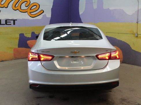 Used 2022 Chevrolet Malibu LT image 7