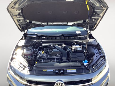 New 2026 Volkswagen Jetta SE FWD image 12