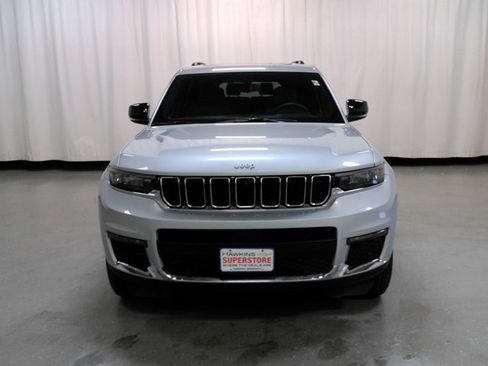 Used 2024 Jeep Grand Cherokee L Limited w/ Luxury Tech Group II image 10