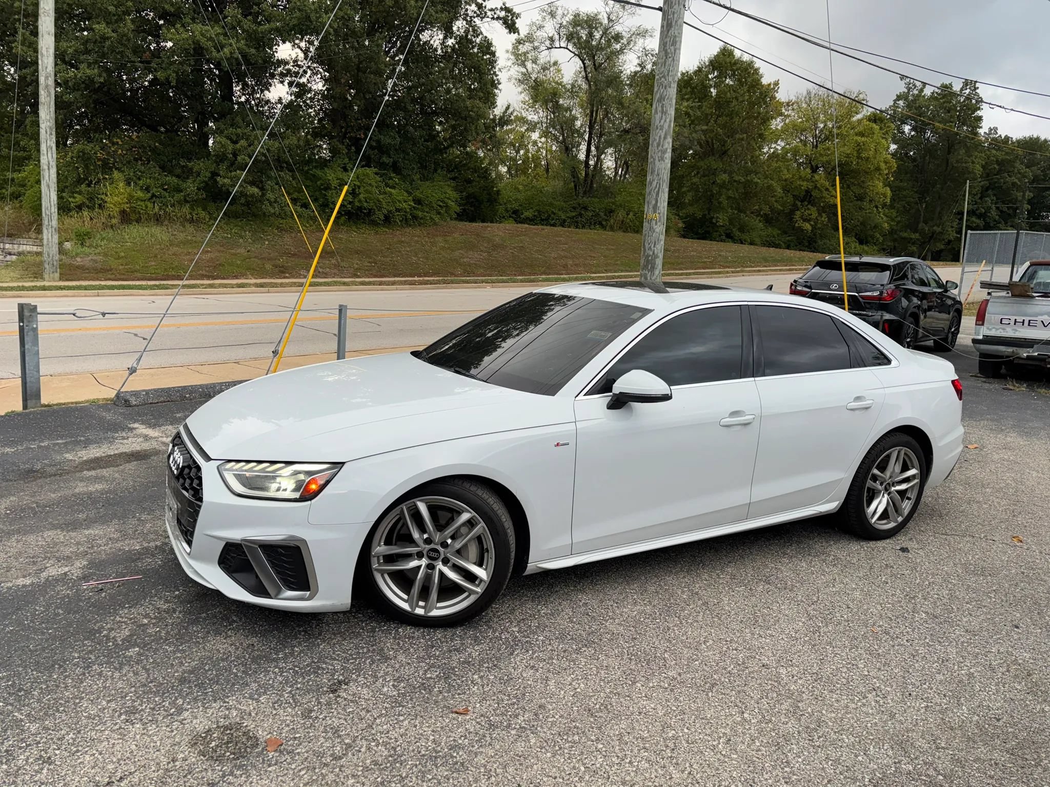 Used 2022 Audi A4 2.0T Premium Plus AWD/4WD image 2