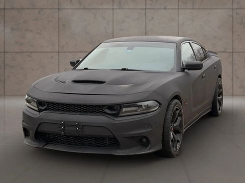 Used 2018 Dodge Charger R/T w/ Plus Group image 5