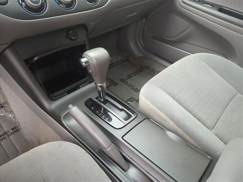 Used 2005 Toyota Camry LE image 20